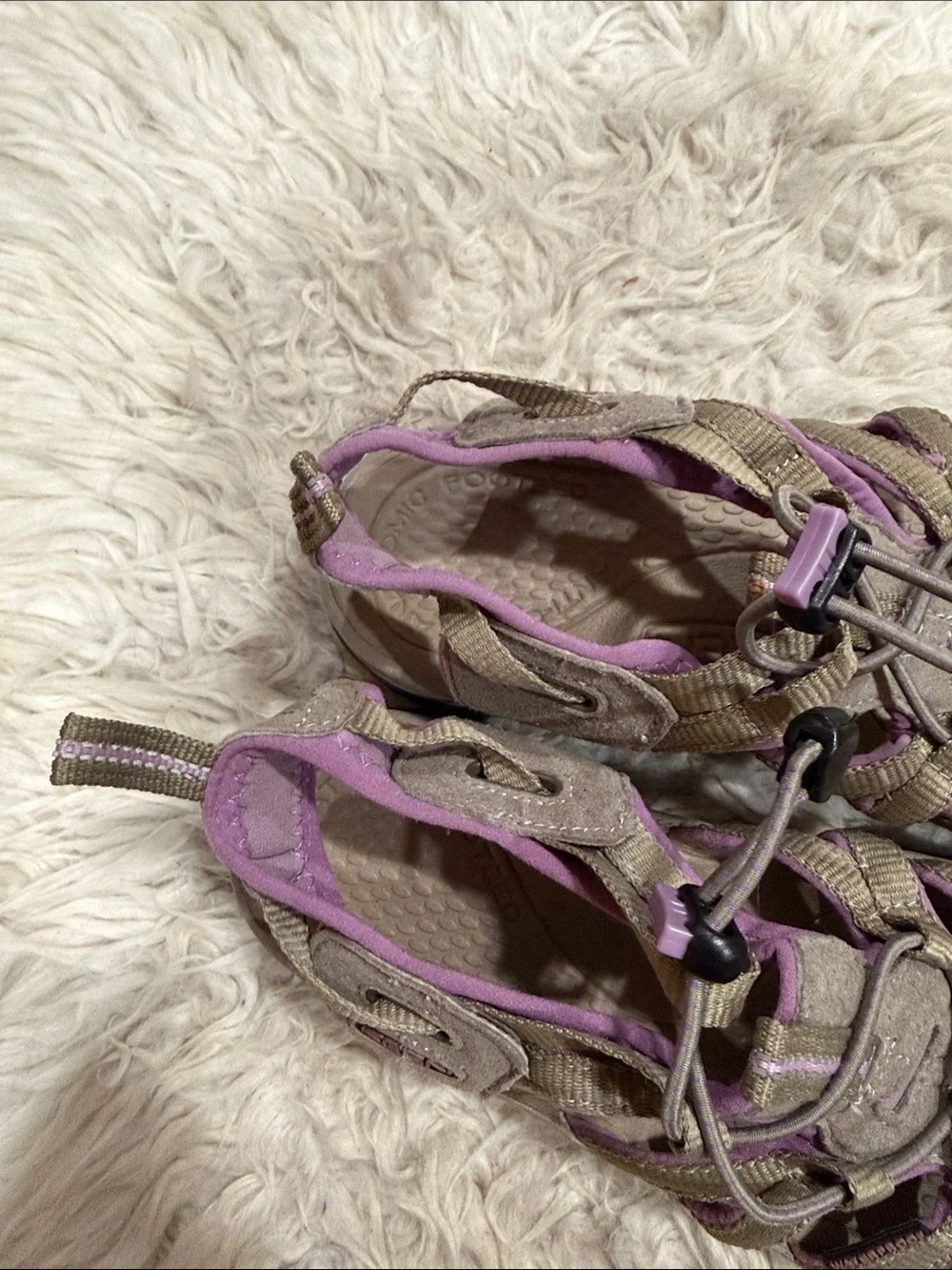 Keen‎ Whisper Womens Size 8.5 Gray Purple Walking Outdoor Hiking Slip-On Sandals